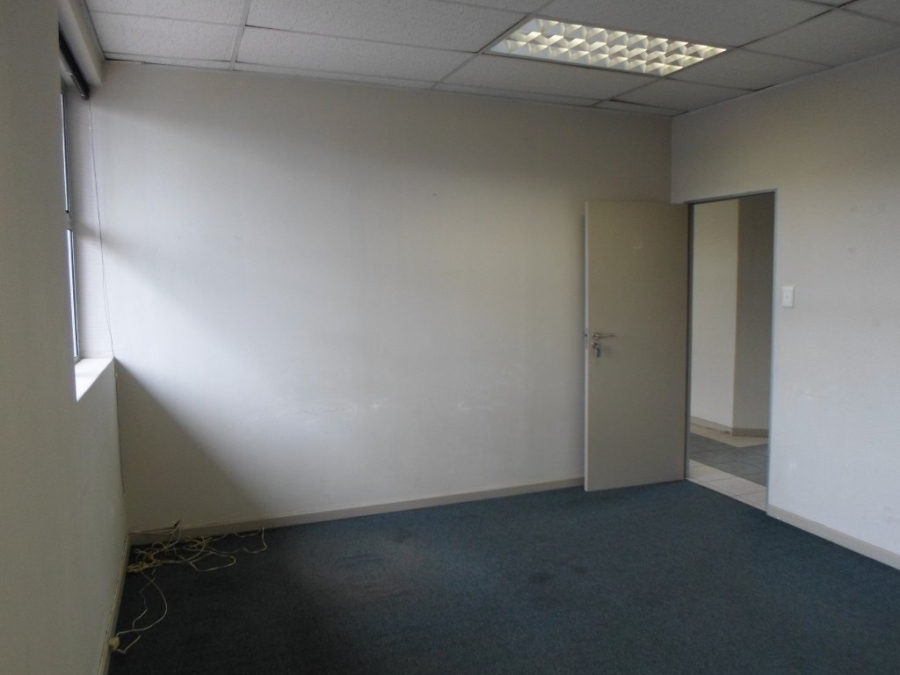 To Let commercial Property for Rent in Marconi Beam Industria Western Cape